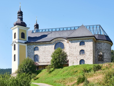 Kostel Nanebevzetí Panny Marie Neratov v Orlických horách
