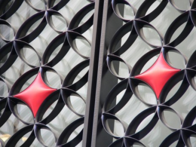 Dekorativní mříž pro Louis Vuitton - exteriér