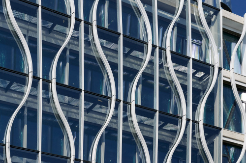 Image: Netradiční dekorativní prvky, nejen to vám nabídne stavba Flow Building